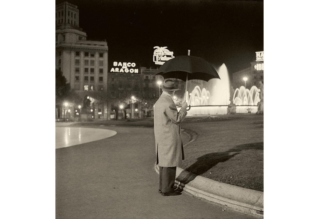 Plaza de Catalunya de noche, de Joaquín Tusquets de Cabirol 