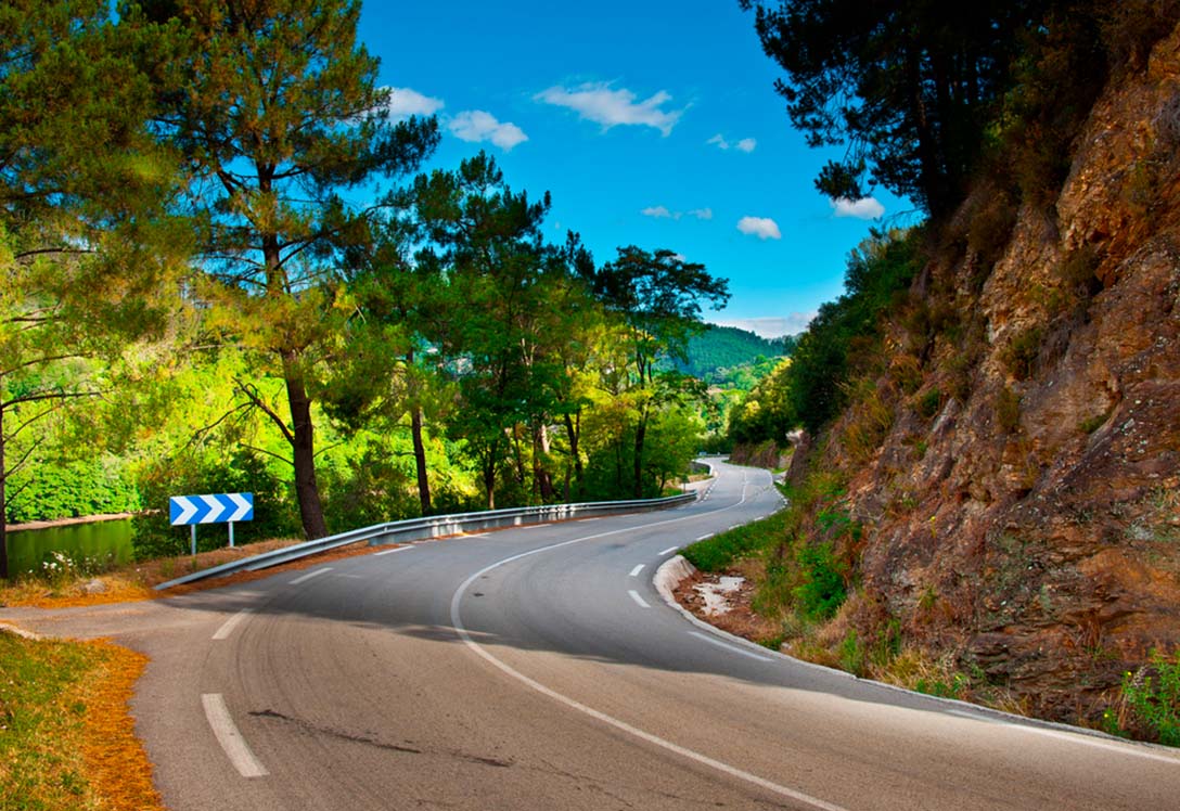 Vista parcial de carretera del estado