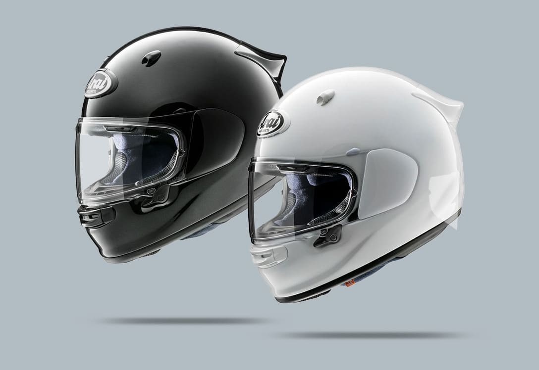 1088x748-sorteo-cascos-arai 2 Cascos Arai QUANTIC, modelo blanco y modelo negro.