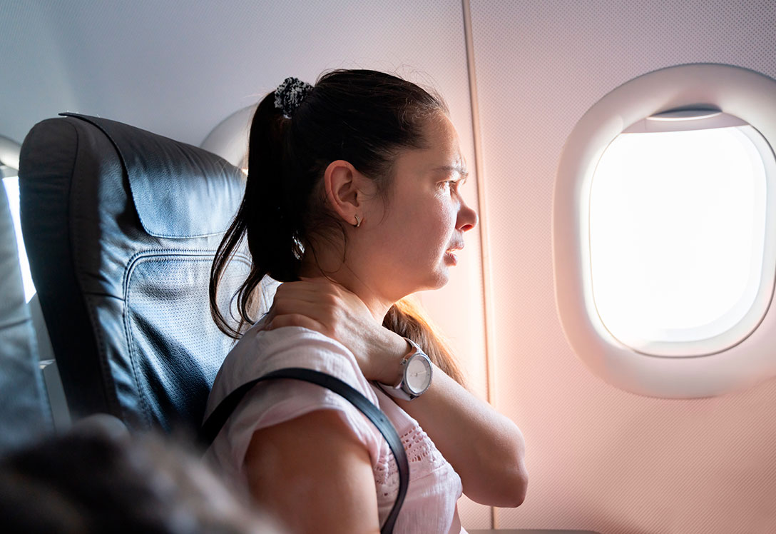 Chica con miedo a volar