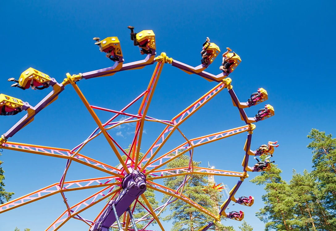 Noria de parques de atracciones en Europa para niños